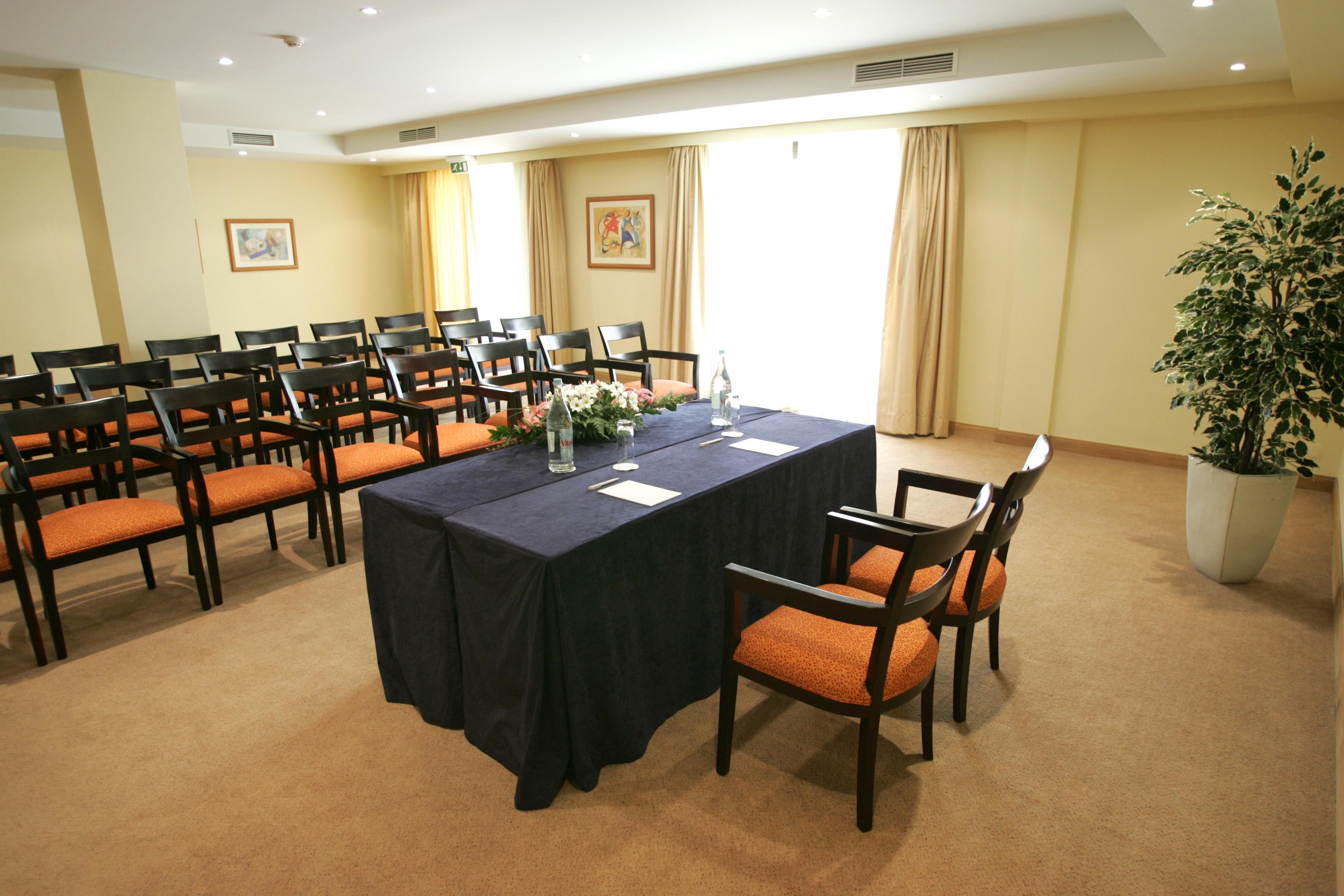 Hotel Porto Mare - Portobay Funchal Konforlar fotoğraf